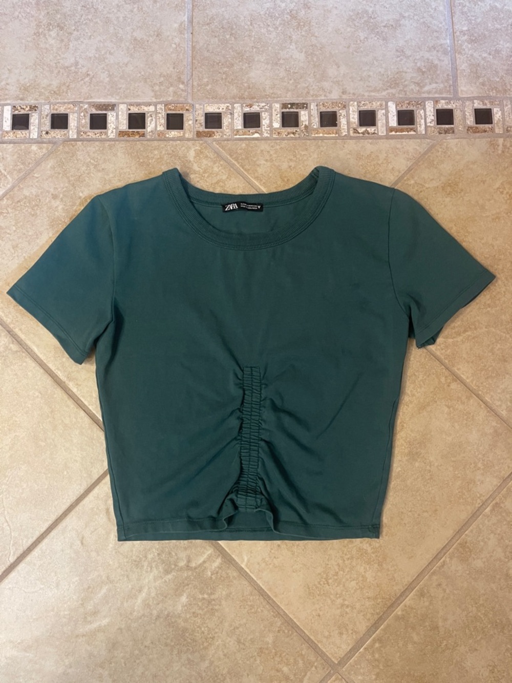Zara Green Short Sleeve Ruched Front Crop Top Size Medium